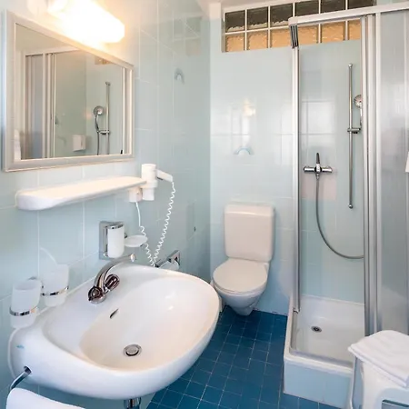 Rondinella Hotel 2*