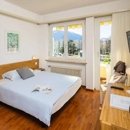 Hotel Rondinella 2*